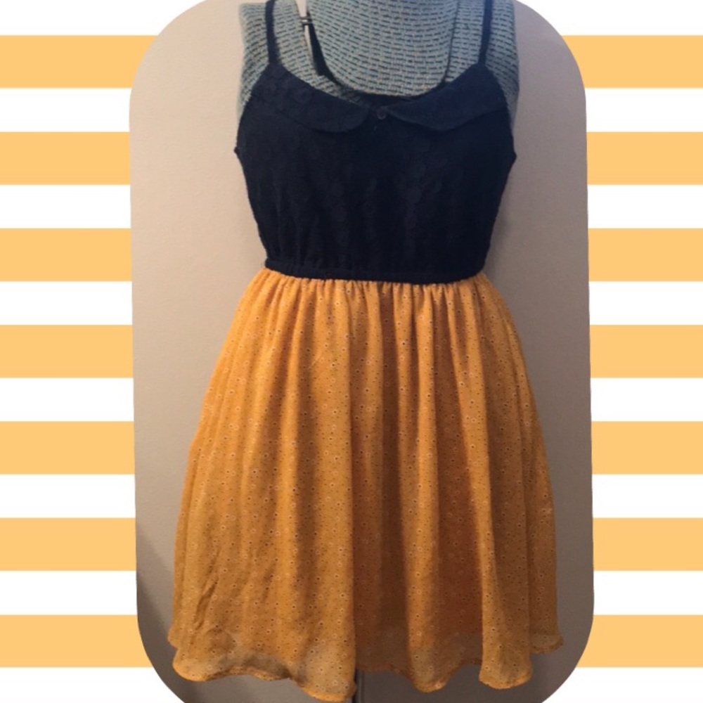 Mossimo Summer Dress! 🍎